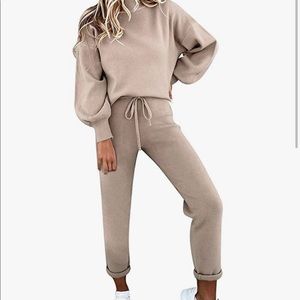 2 piece Lounge Set. Brand new with tags